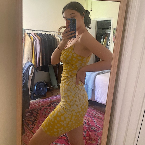 Vintage DvF Silk Dress - Picture 3 of 3